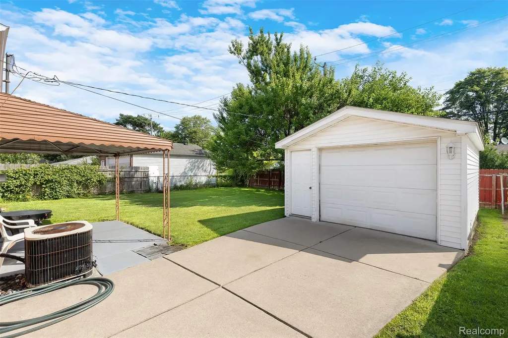 3526 Mckitrick Street Melvindale City MI 48122