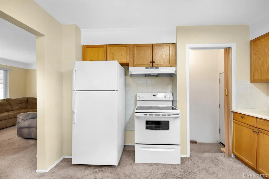 3526 Mckitrick Street Melvindale City MI 48122