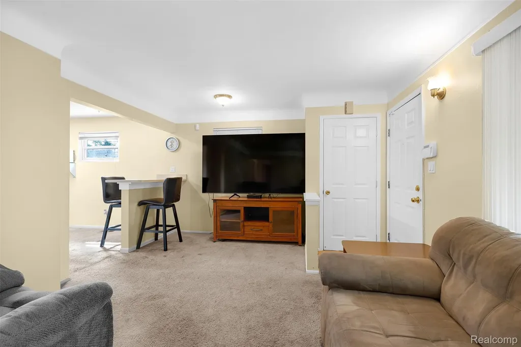 3526 Mckitrick Street Melvindale City MI 48122