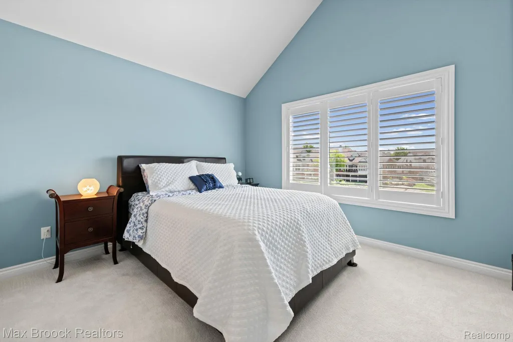 10812 Waterfall Court Green Oak Township MI 48178