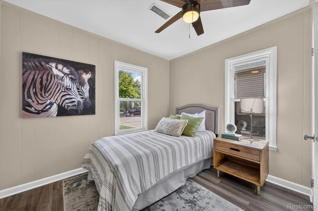 304 W Kalama Avenue Madison Heights City MI 48071