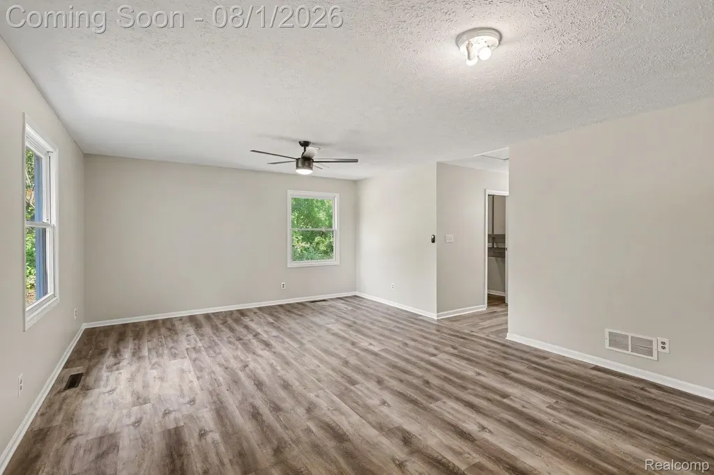 1253 Harper Road Alaiedon Township MI 48854