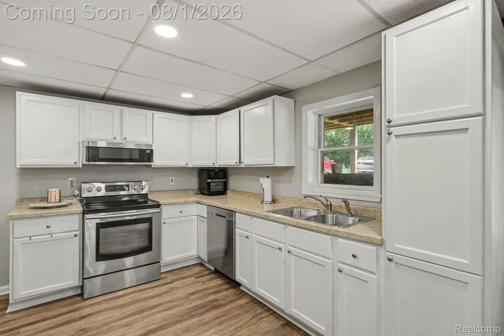 1253 Harper Road Alaiedon Township MI 48854