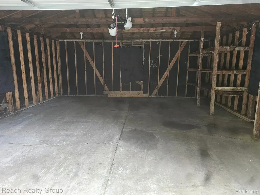 18513 Centralia Redford Charter Township MI 48240