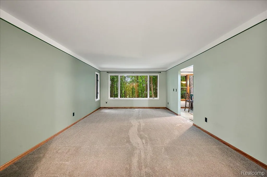 670 Rolling Acres Drive Brandon Charter Township MI 48462