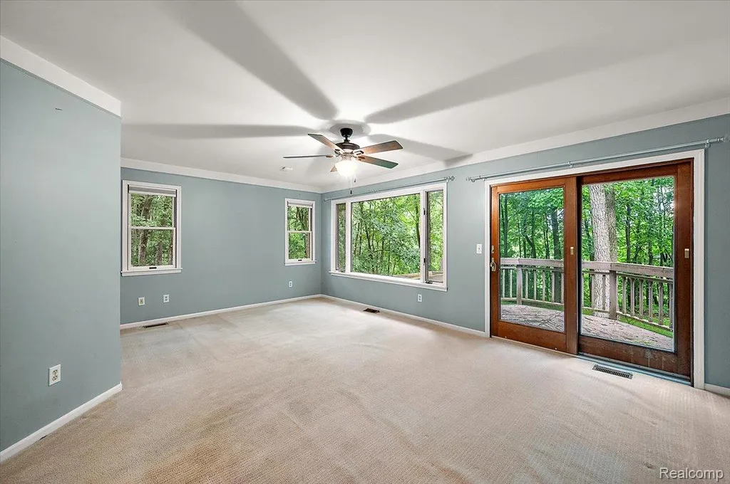 670 Rolling Acres Drive Brandon Charter Township MI 48462