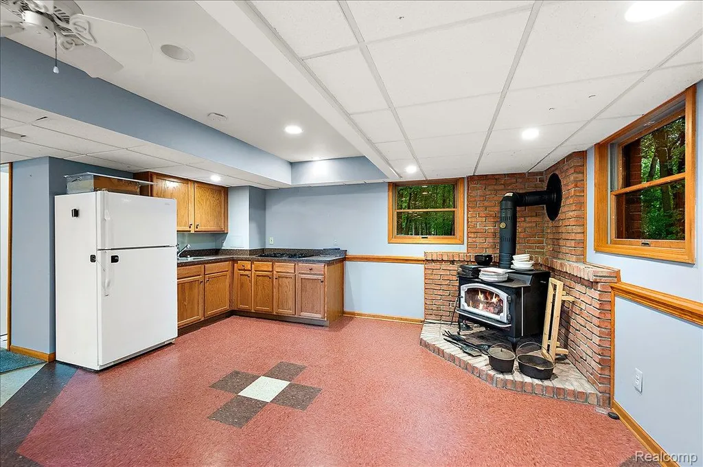 670 Rolling Acres Drive Brandon Charter Township MI 48462