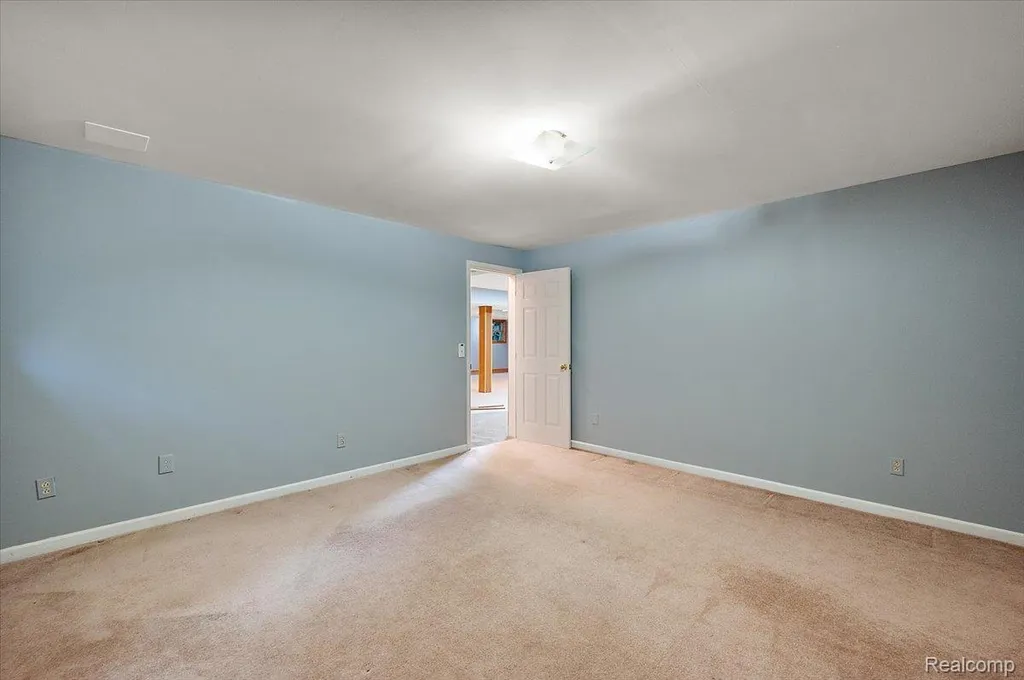 670 Rolling Acres Drive Brandon Charter Township MI 48462