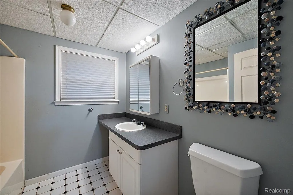 670 Rolling Acres Drive Brandon Charter Township MI 48462
