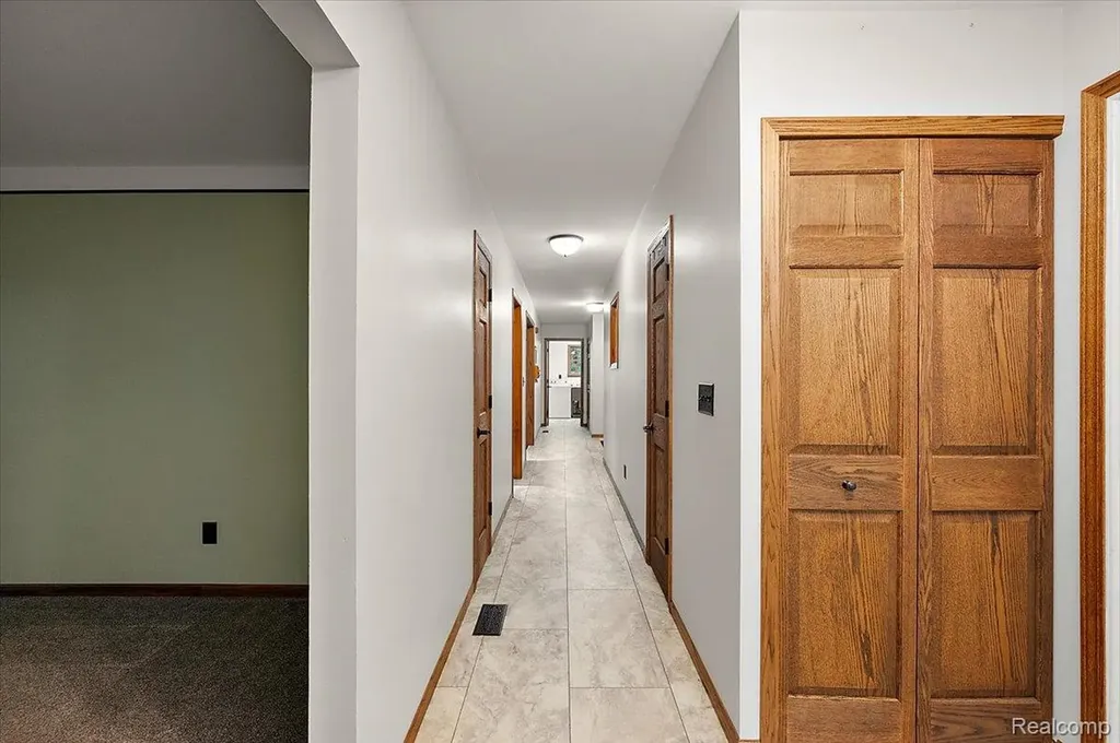 670 Rolling Acres Drive Brandon Charter Township MI 48462