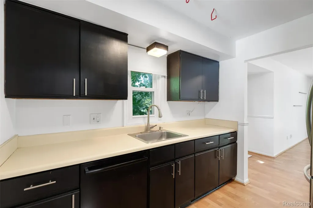 1732 W Liberty Street Ann Arbor City MI 48103