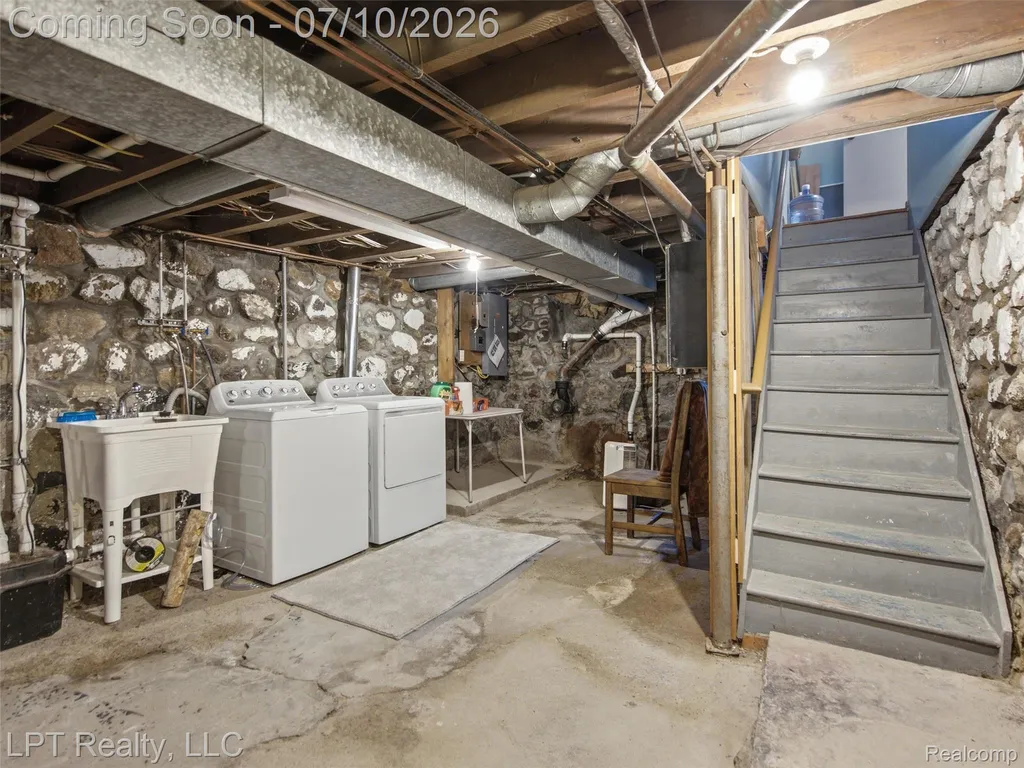 600 Fowlerville Road Handy Township MI 48836