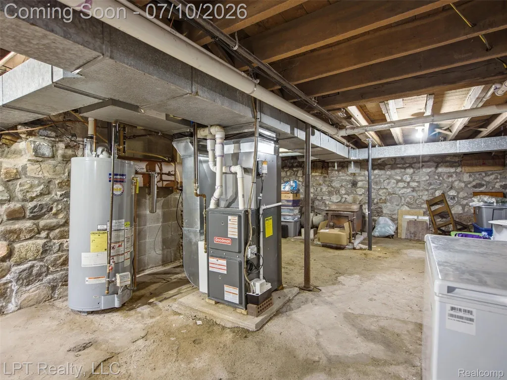 600 Fowlerville Road Handy Township MI 48836