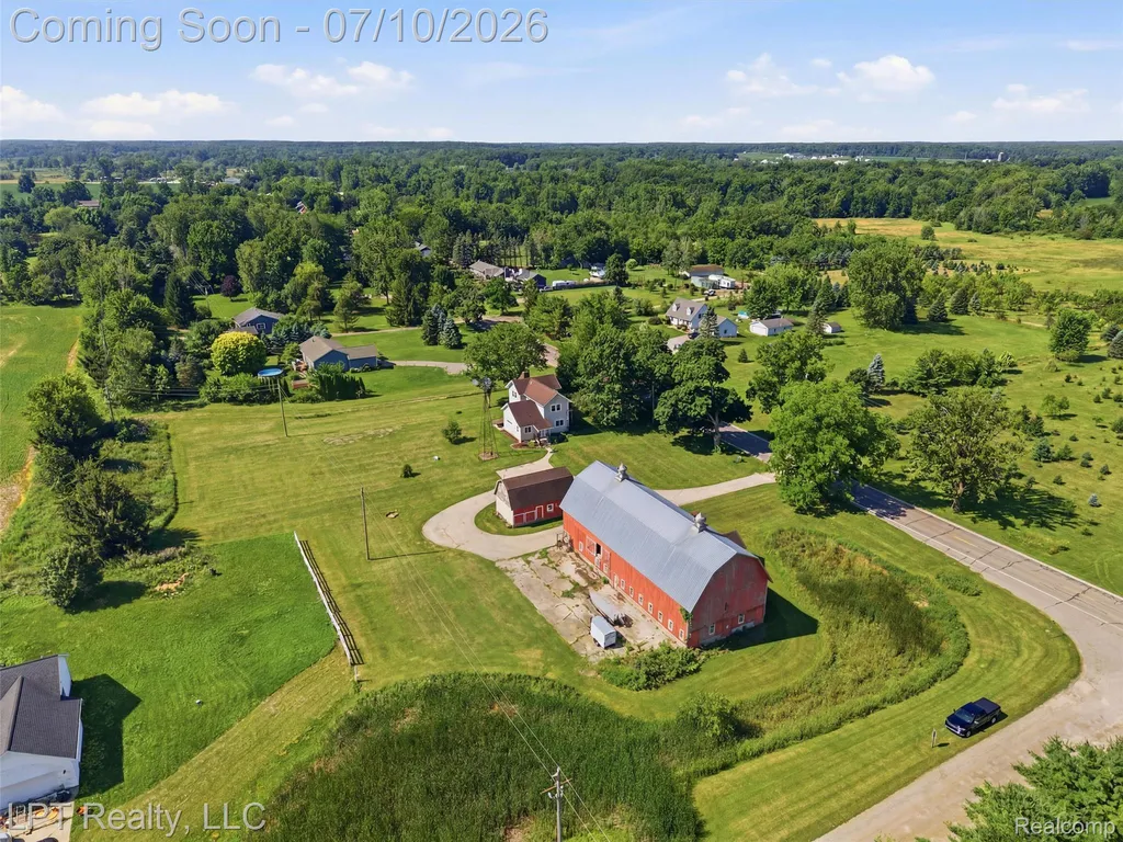 600 Fowlerville Road Handy Township MI 48836