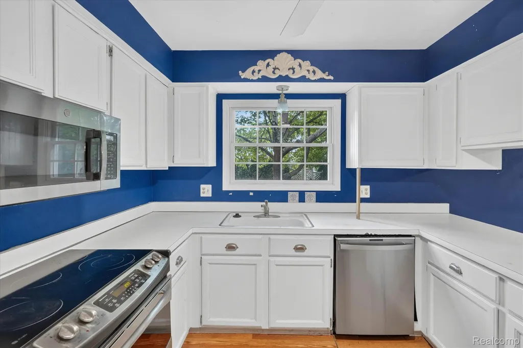 11219 Academy Court Plymouth Charter Township MI 48170