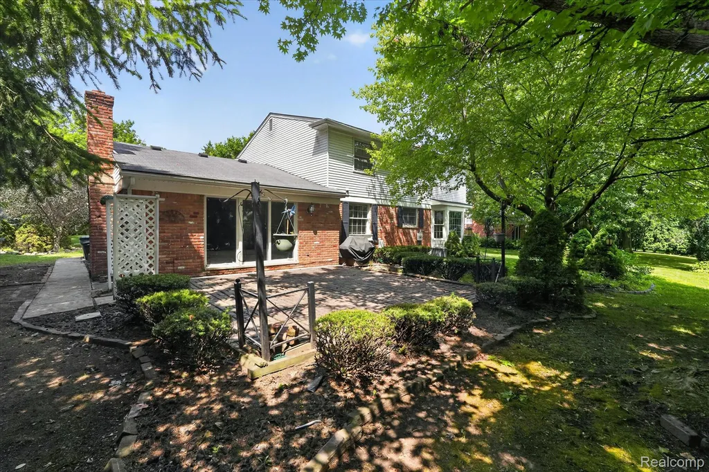 11219 Academy Court Plymouth Charter Township MI 48170