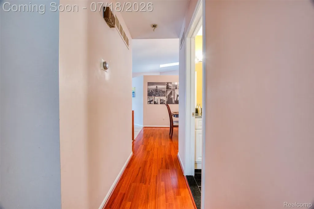 7482 Sheffield West Bloomfield Charter Township MI 48322