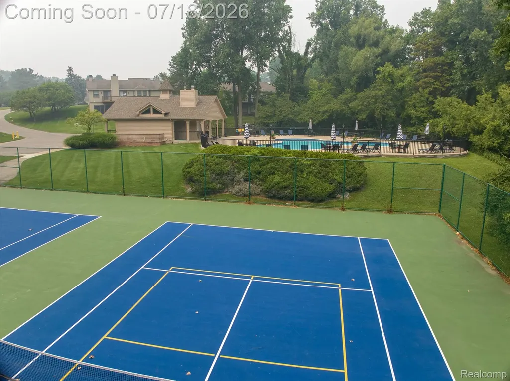 7482 Sheffield West Bloomfield Charter Township MI 48322