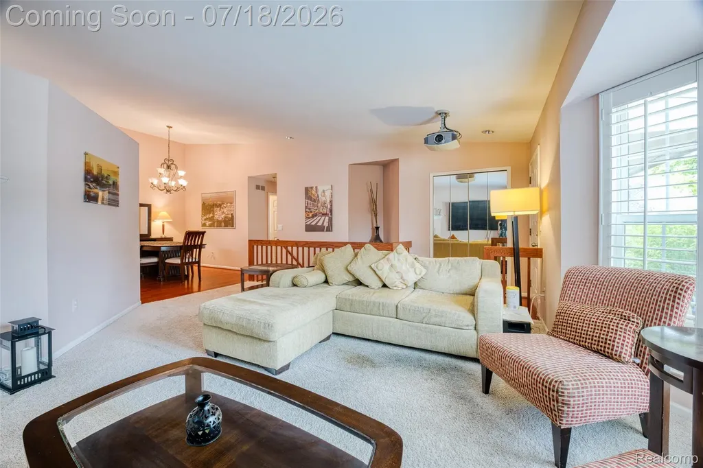 7482 Sheffield West Bloomfield Charter Township MI 48322