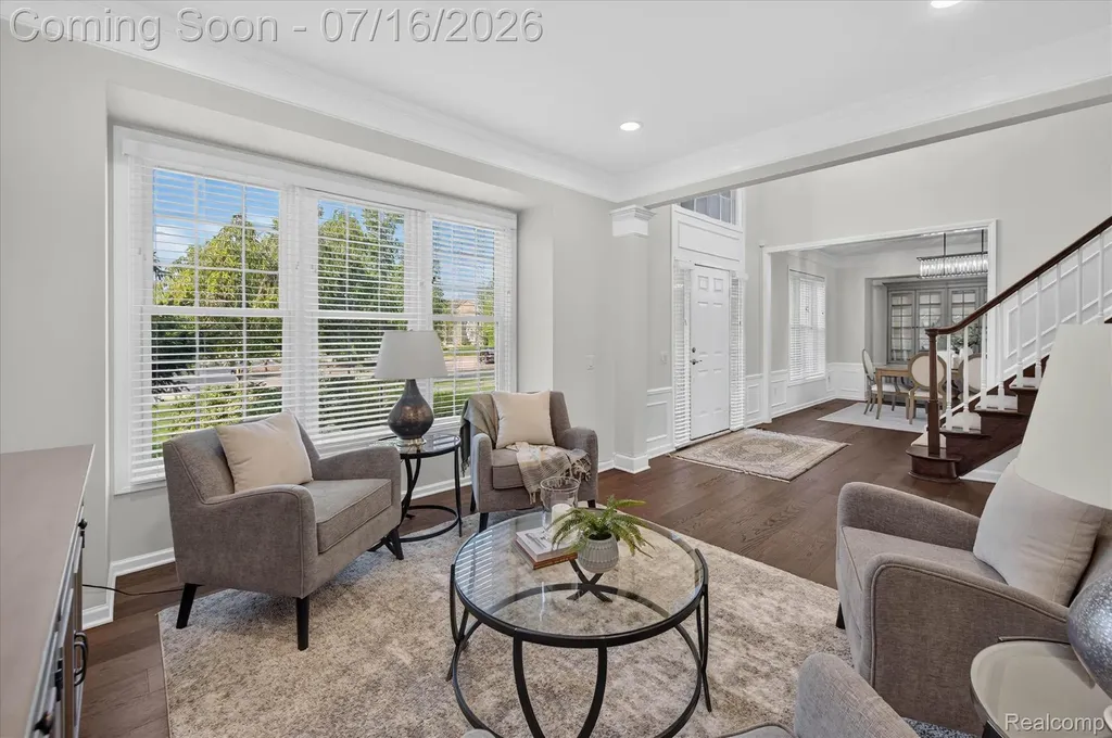 48560 Manhattan Circle Canton Charter Township MI 48188