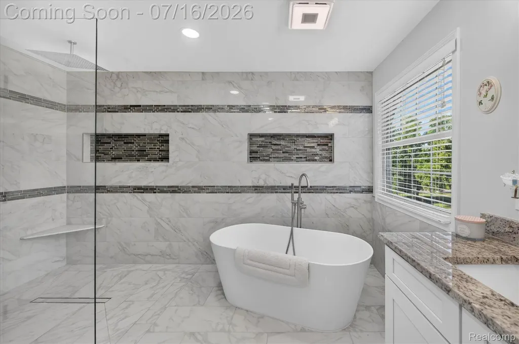 48560 Manhattan Circle Canton Charter Township MI 48188
