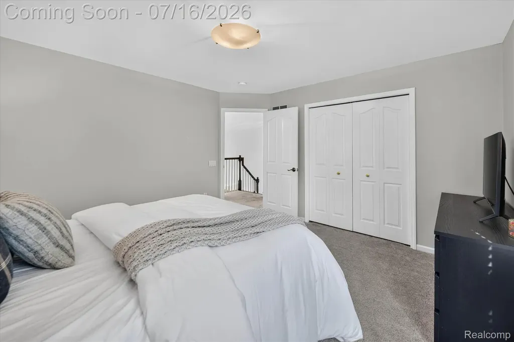 48560 Manhattan Circle Canton Charter Township MI 48188