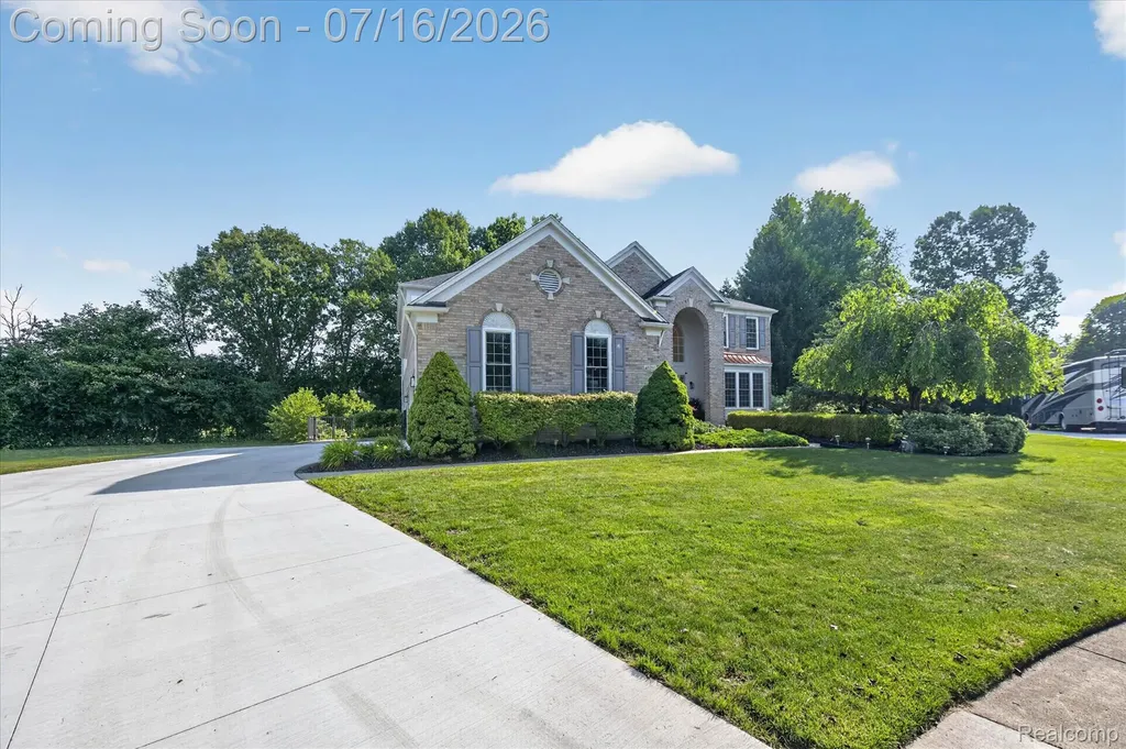 48560 Manhattan Circle Canton Charter Township MI 48188