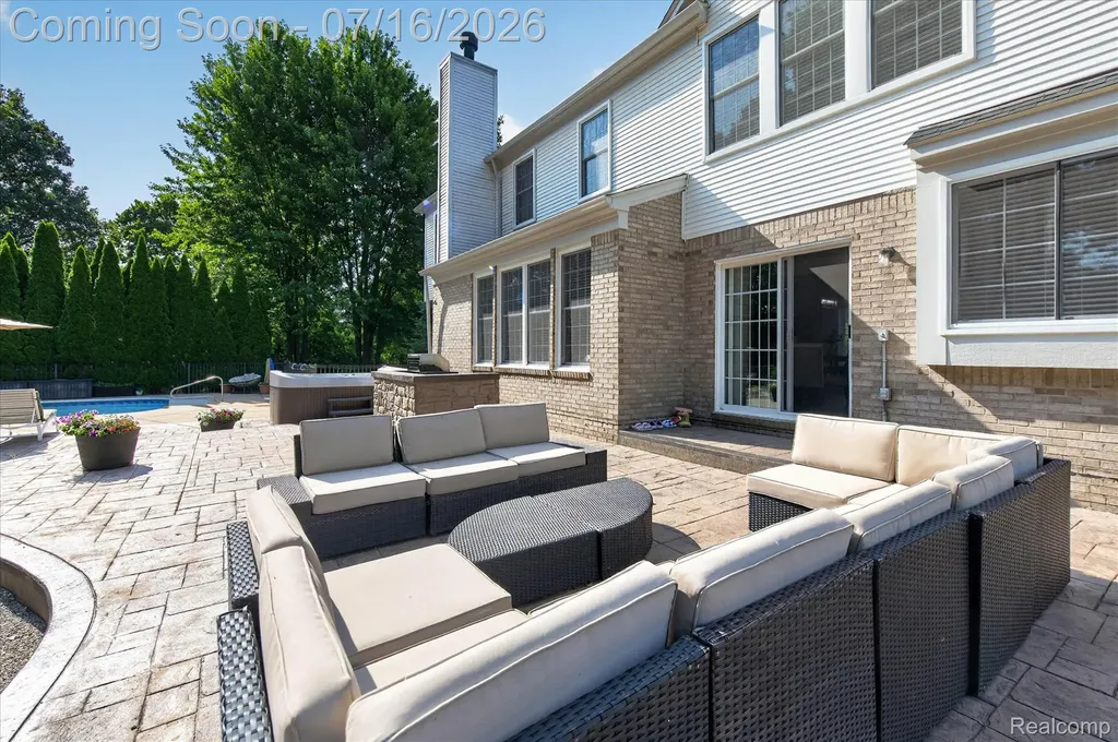 48560 Manhattan Circle Canton Charter Township MI 48188