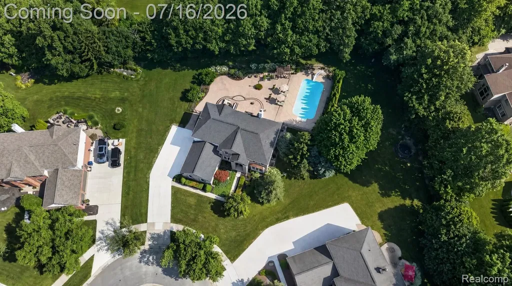 48560 Manhattan Circle Canton Charter Township MI 48188