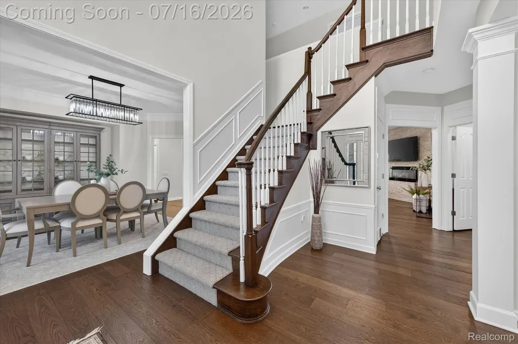48560 Manhattan Circle Canton Charter Township MI 48188