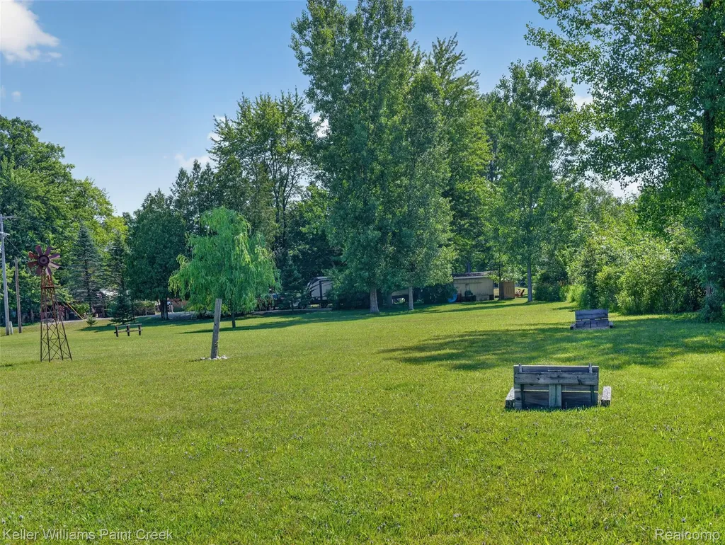 4107 Pine Street Clement Township MI 48624