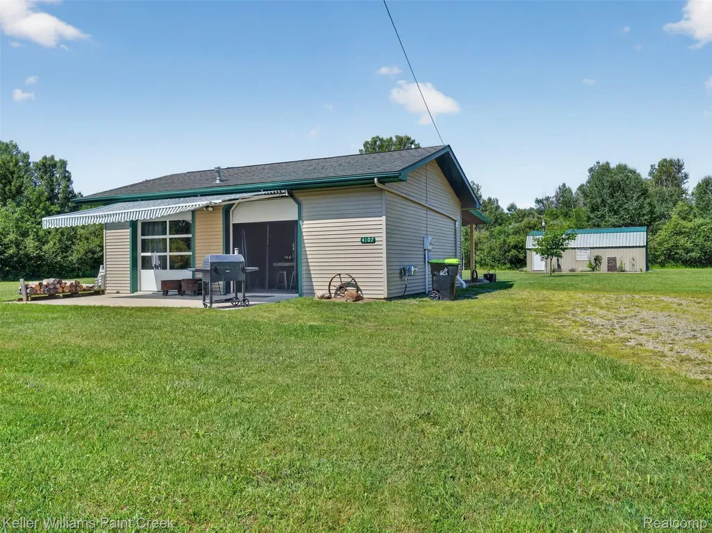 4107 Pine Street Clement Township MI 48624