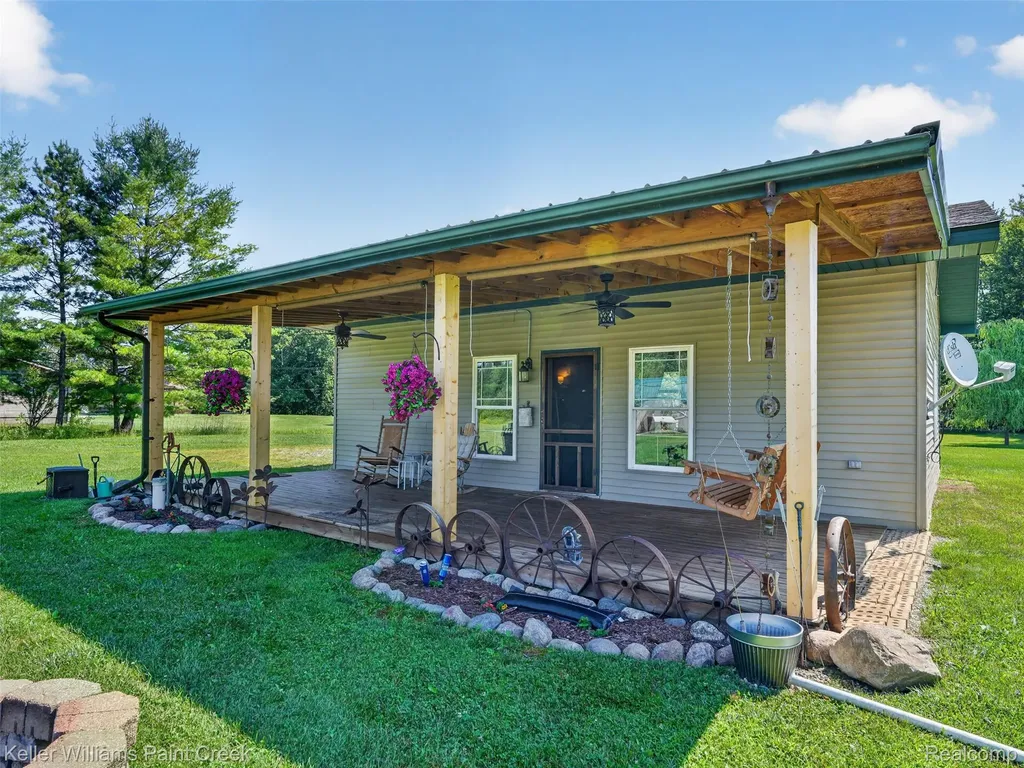 4107 Pine Street Clement Township MI 48624