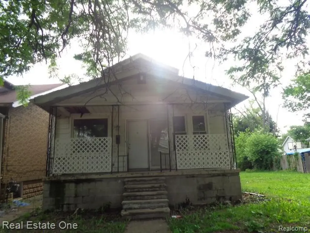 15727 Parkside Street Detroit City MI 48238