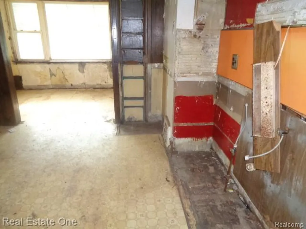 15727 Parkside Street Detroit City MI 48238