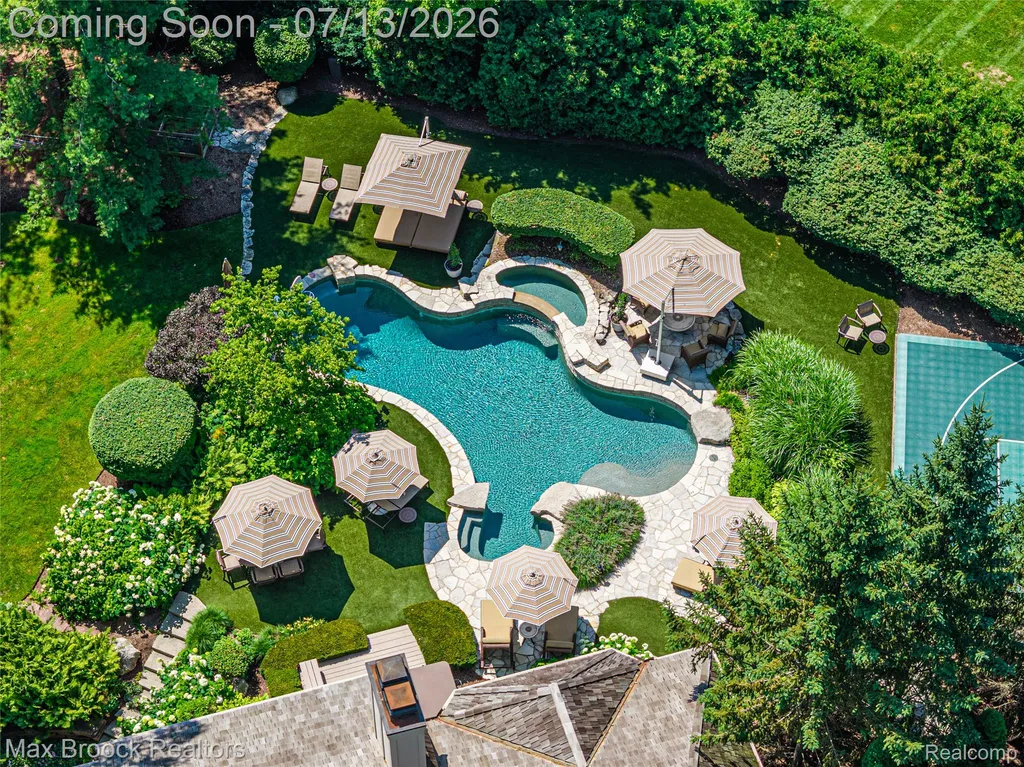 1465 Quarton Ridge Circle Bloomfield Hills City MI 48301