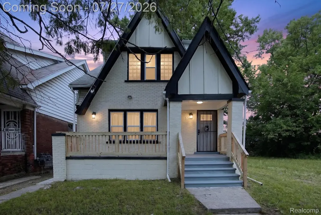 12601 Evanston Street Detroit City MI 48213