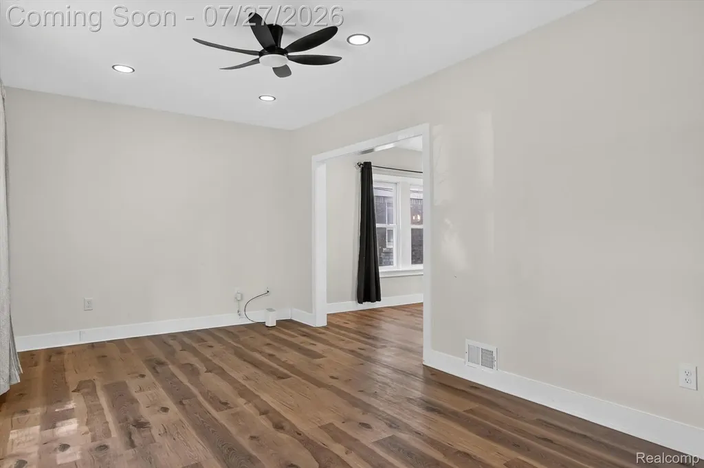 12601 Evanston Street Detroit City MI 48213