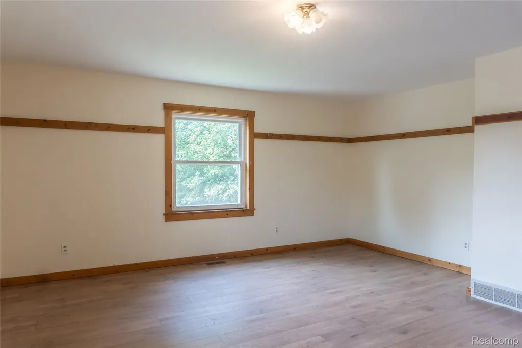 20301 Huron River Drive Rockwood City MI 48173