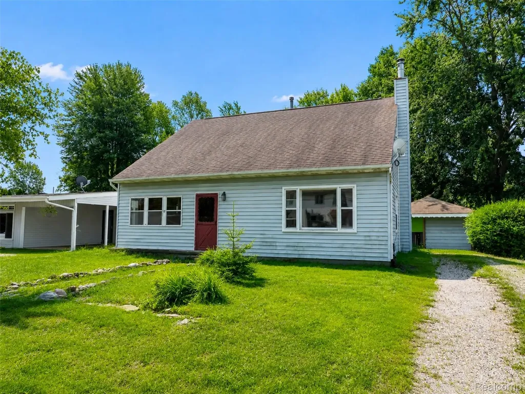 20301 Huron River Drive Rockwood City MI 48173