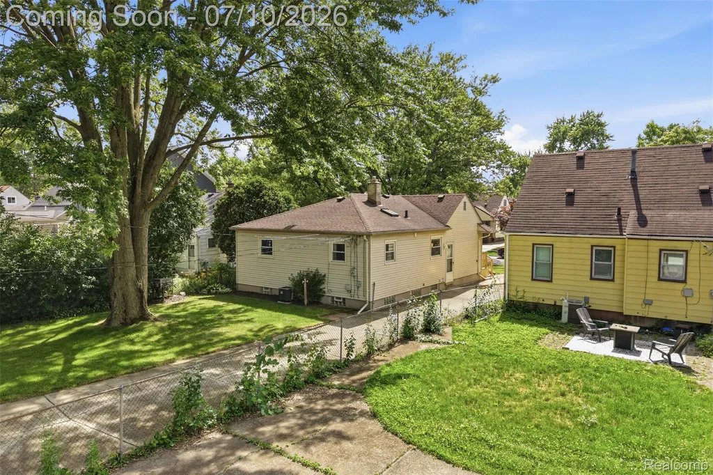4108 Edgar Avenue Royal Oak City MI 48073