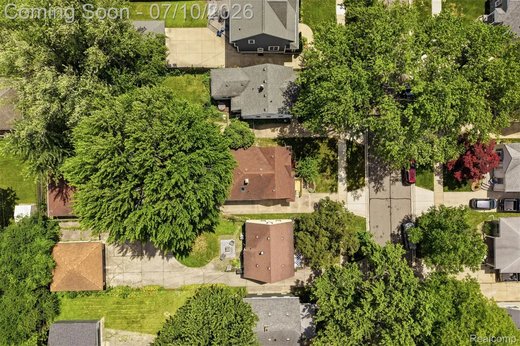 4108 Edgar Avenue Royal Oak City MI 48073
