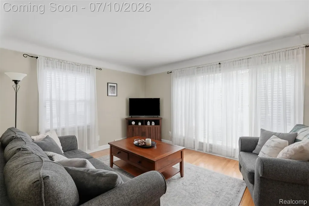 4108 Edgar Avenue Royal Oak City MI 48073