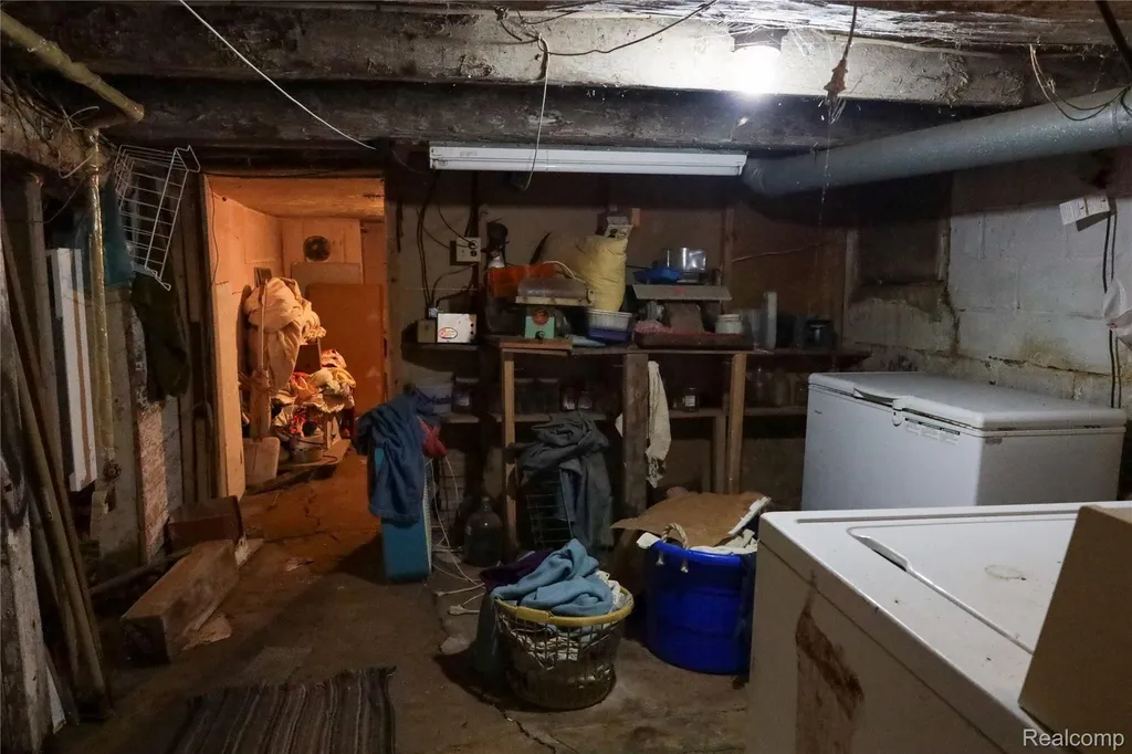 1642 Townline 14 Road W Beaver Township MI 48611