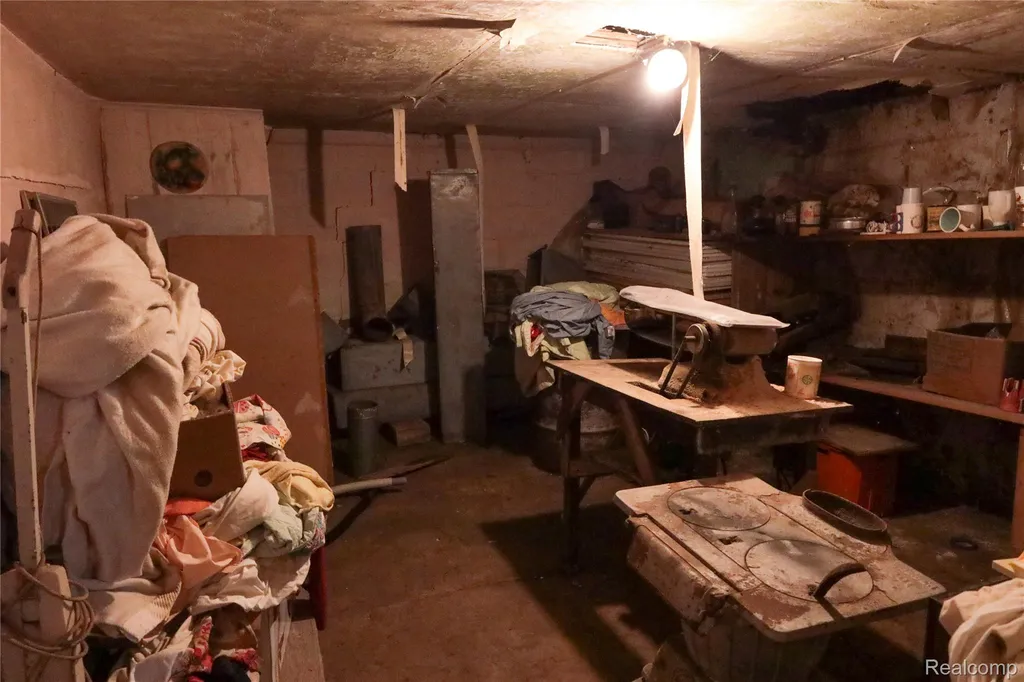 1642 Townline 14 Road W Beaver Township MI 48611