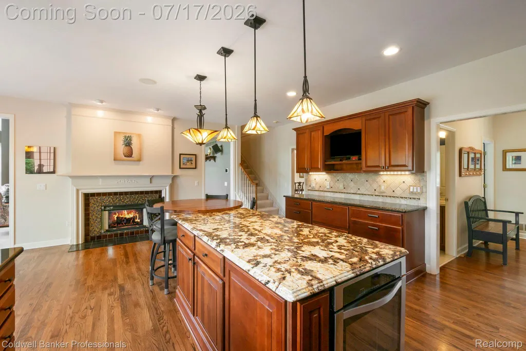 11460 Maple Valley Drive Plymouth Charter Township MI 48170