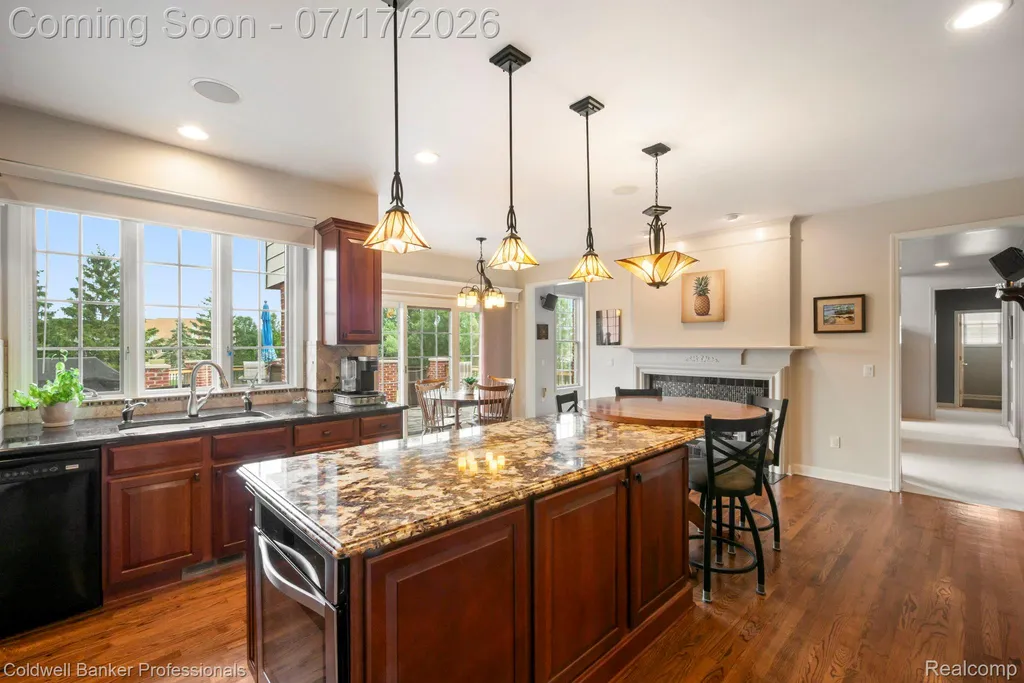 11460 Maple Valley Drive Plymouth Charter Township MI 48170