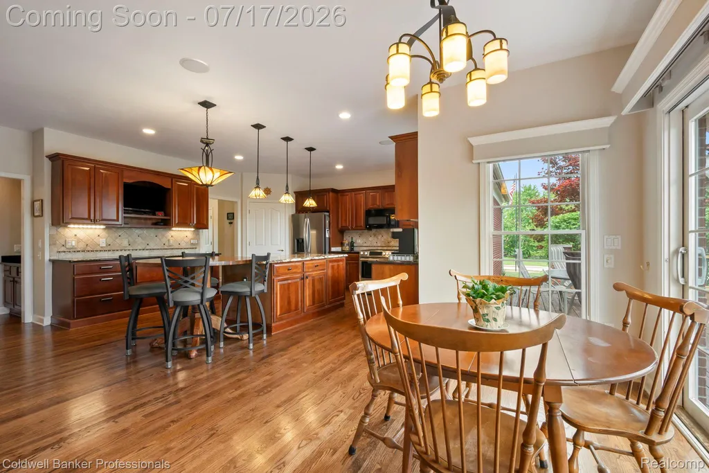 11460 Maple Valley Drive Plymouth Charter Township MI 48170