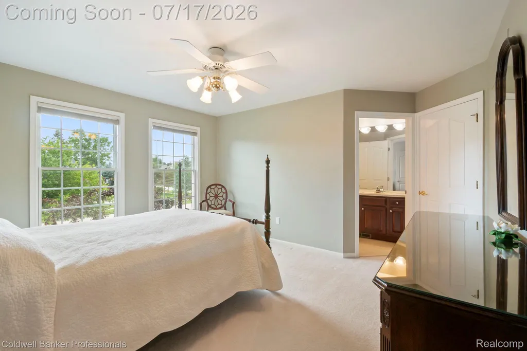 11460 Maple Valley Drive Plymouth Charter Township MI 48170