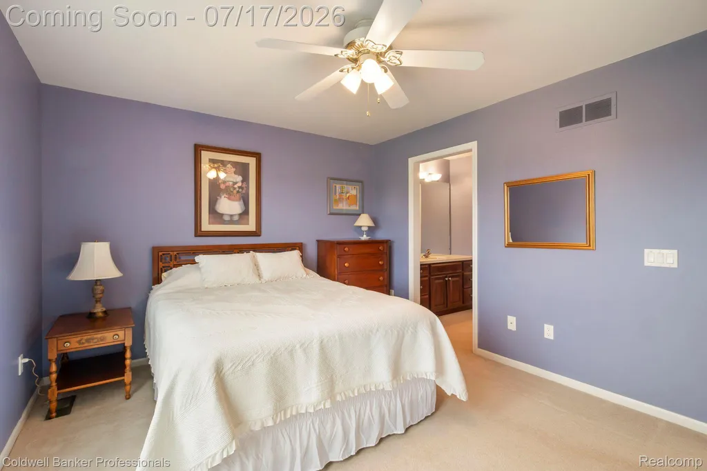 11460 Maple Valley Drive Plymouth Charter Township MI 48170